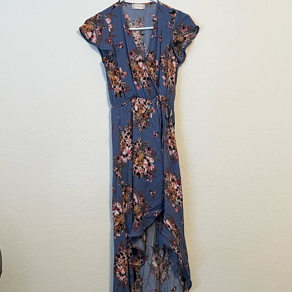 Altar'd State Blue Floral High Low Short Sleeve Dress - Size XS